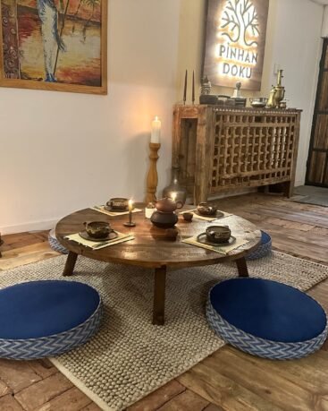 Moksha Meditasyon Masa Takımı